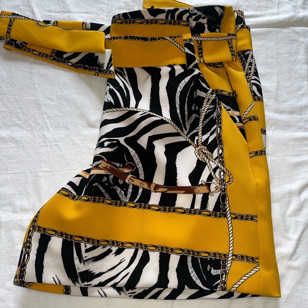 New York and Company Yellow and Black Zebra Print Shorts